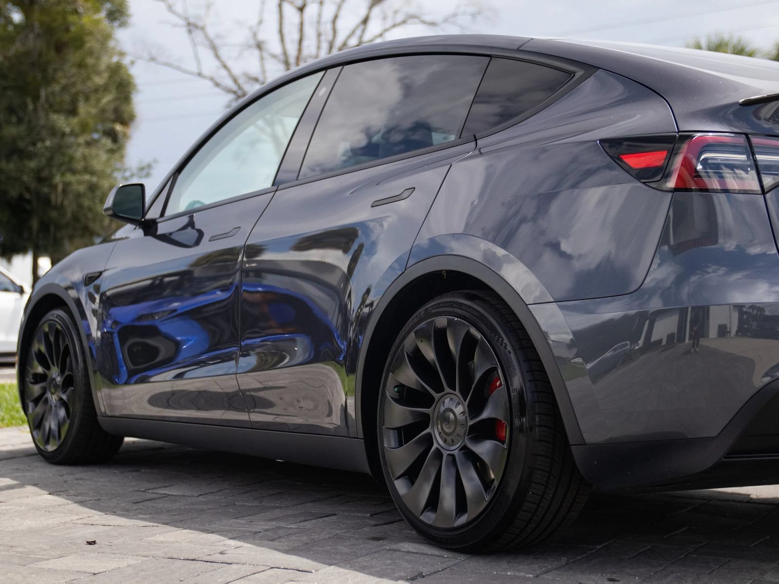 Used 2022 Tesla Model Y Performance AWD/4WD image 8