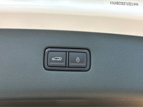 New 2026 Genesis GV80 2.5T Advanced image 32