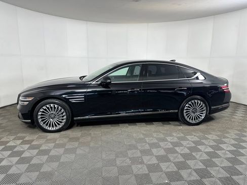 Used 2023 Genesis G80 image 6