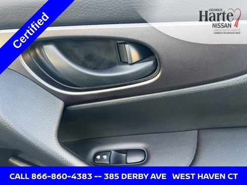 Certified 2022 Nissan Rogue Sport S image 40