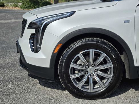 Used 2020 Cadillac XT4 Sport w/ Technology Package FWD image 8