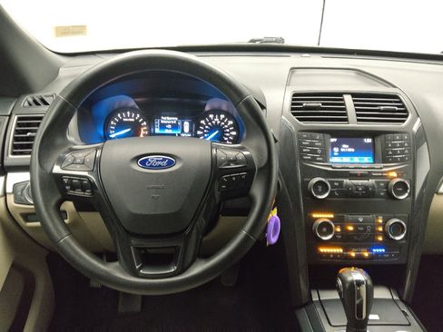 Used 2018 Ford Explorer 4WD image 22