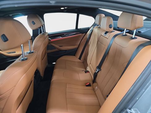 Used 2023 BMW 530i w/ Premium Package RWD image 14