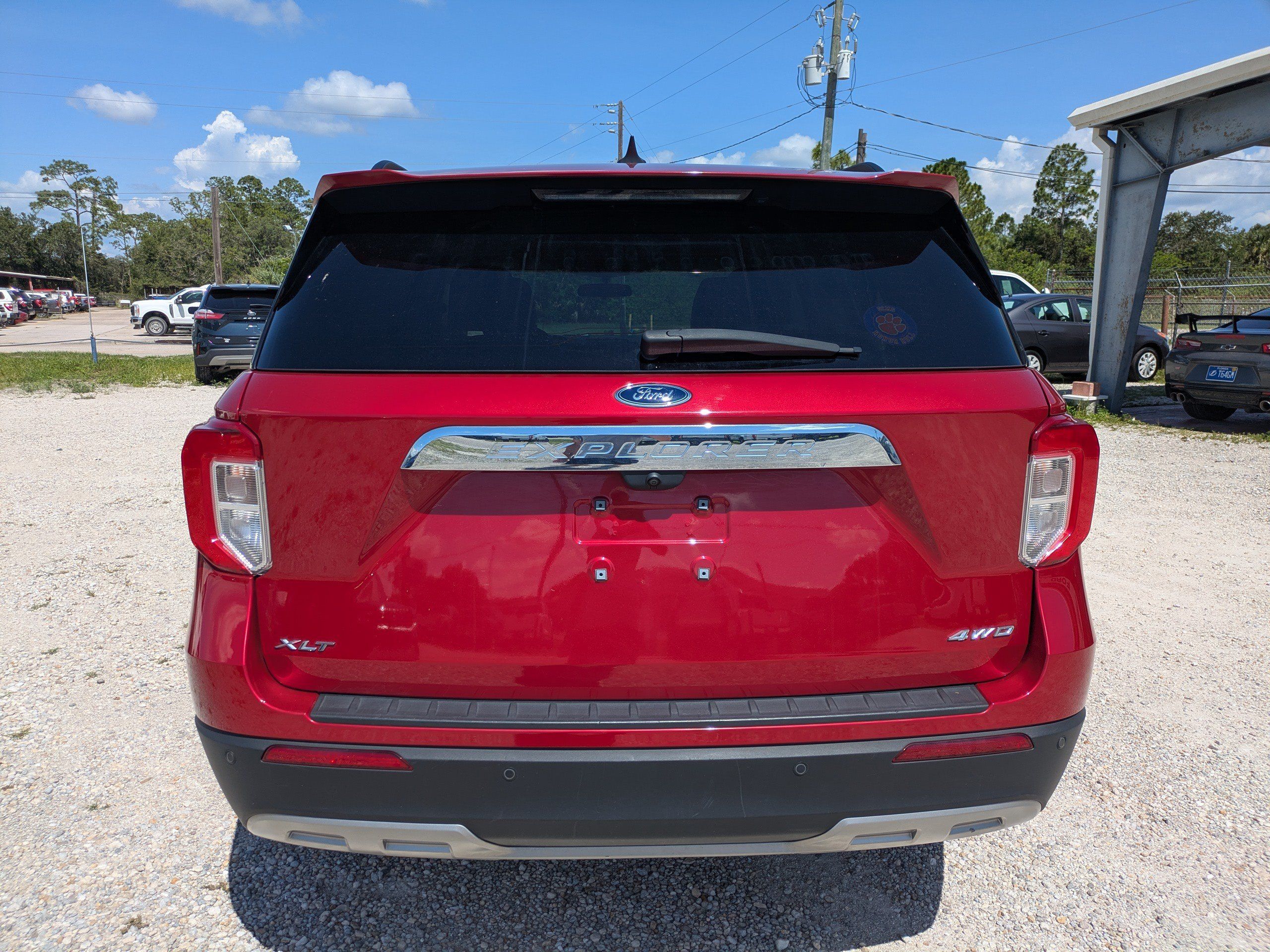 Used 2023 Ford Explorer XLT w/ Equipment Group 202A AWD/4WD image 5