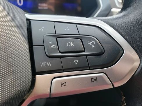 Used 2024 Volkswagen Tiguan SE AWD/4WD image 23