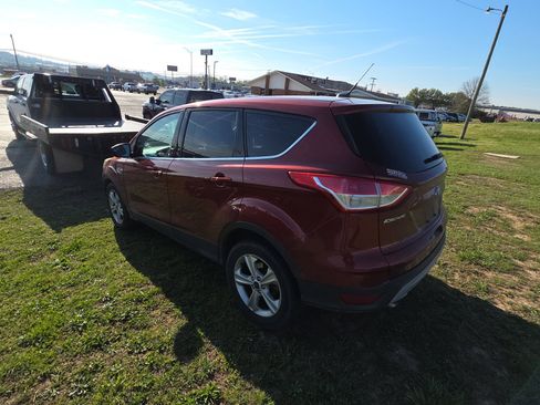 Used 2014 Ford Escape SE image 4
