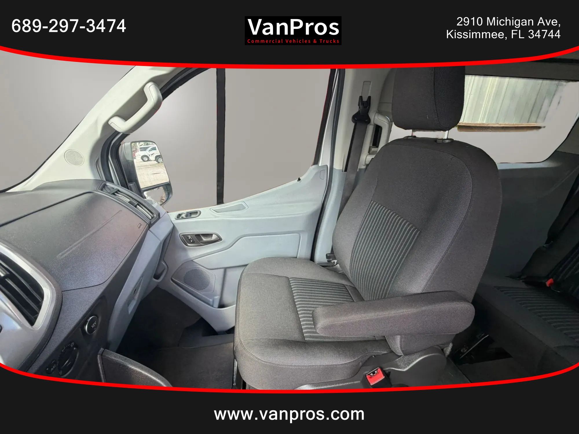 Used 2018 Ford Transit 350 XLT RWD image 11