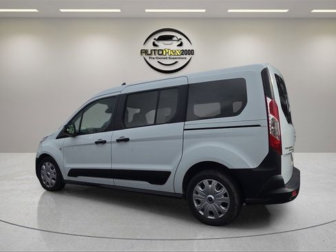 Used 2020 Ford Transit Connect XL image 5