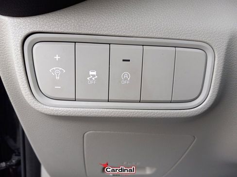 Used 2023 Kia Soul LX w/ LX Technology Package image 25