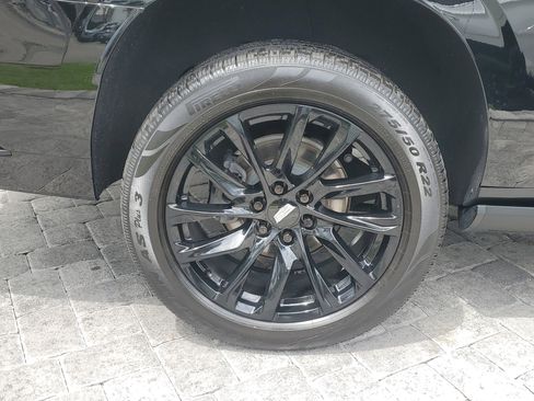 Used 2022 Cadillac Escalade ESV Sport Platinum w/ LPO, ONYX Package image 7