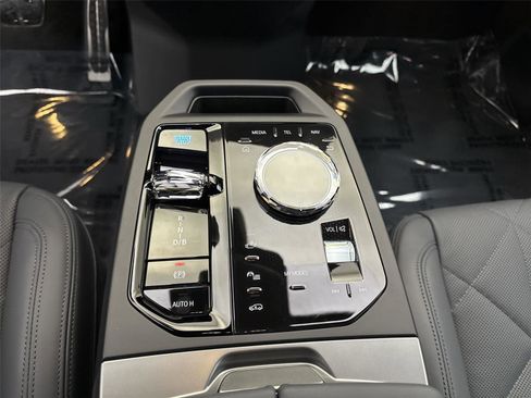 New 2026 BMW iX M70 image 23