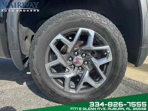 Used 2023 GMC Sierra 1500 SLT image 30