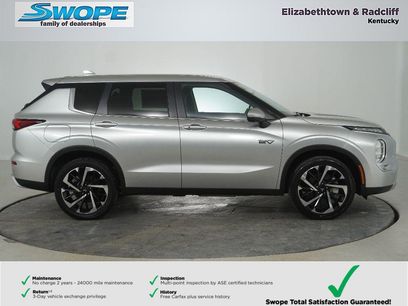 New 2025 Mitsubishi Outlander SE