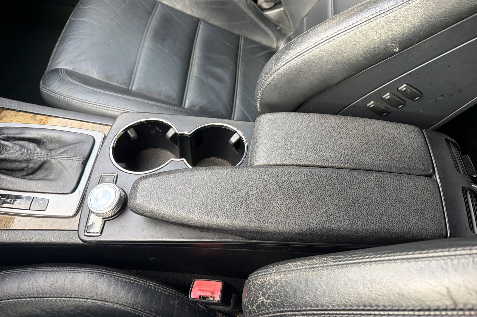 Used 2009 Mercedes-Benz C 63 AMG Sedan image 24