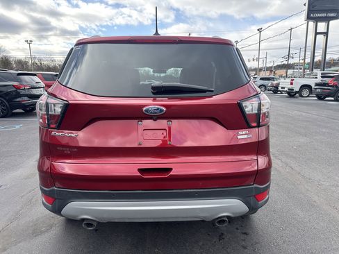 Used 2018 Ford Escape SEL image 4