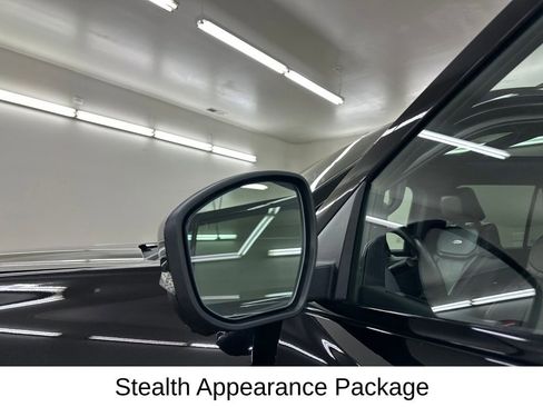 Used 2025 Ford Expedition Platinum w/ Stealth Appearance Package AWD/4WD image 17