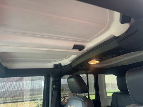 Used 2015 Jeep Wrangler Unlimited Sahara w/ Dual Top Group image 13