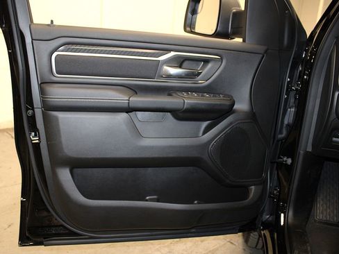 New 2026 RAM 1500 4x4 Crew Cab image 26