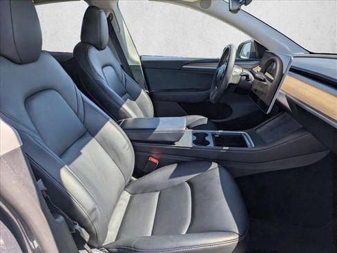 Used 2023 Tesla Model Y 2WD image 20