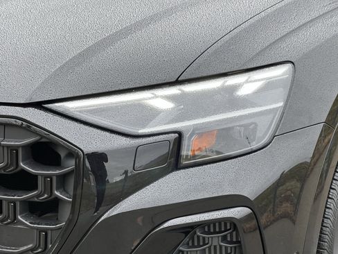 Used 2025 Audi Q8 Premium Plus image 7
