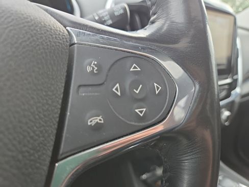 Used 2018 Chevrolet Traverse Premier AWD/4WD image 32