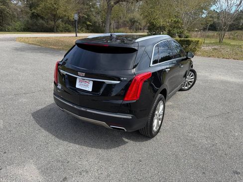 Used 2017 Cadillac XT5 Platinum AWD/4WD image 6