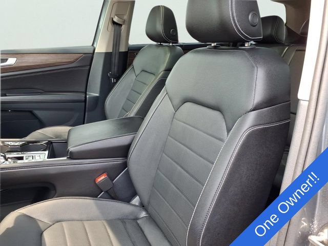 Used 2025 Volkswagen Atlas SEL AWD/4WD image 19