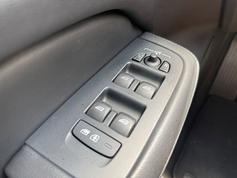 Used 2024 Volvo S60 B5 Plus FWD image 25