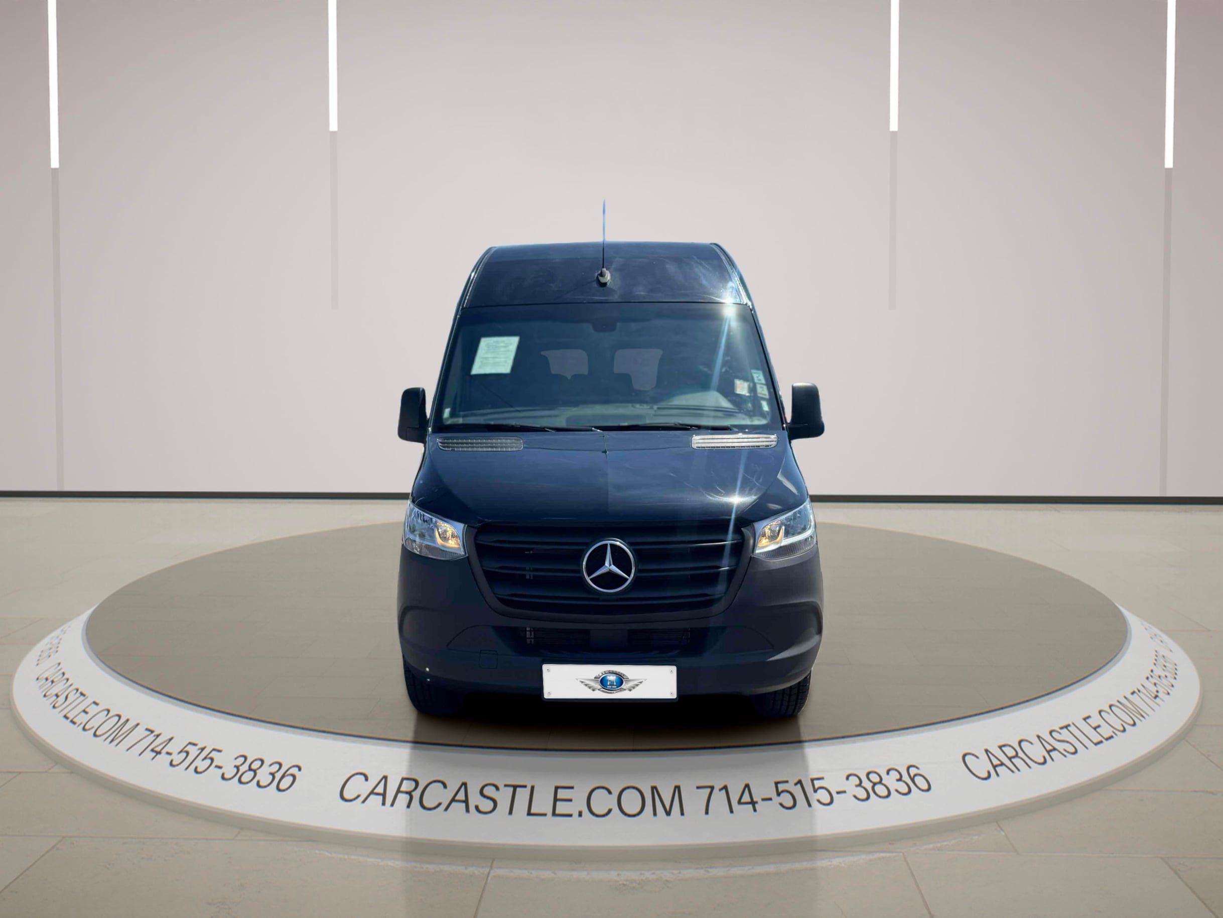 Used 2024 Mercedes-Benz Sprinter 2500 image 8