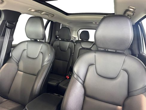 Certified 2023 Volvo XC90 B5 Core w/ Climate Package image 19