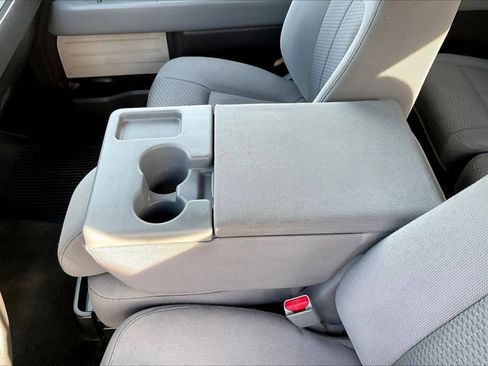 Used 2013 Ford F150 XLT image 11