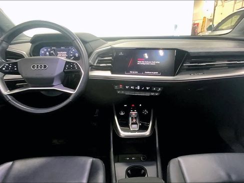Used 2023 Audi Q4 e-tron Premium w/ Convenience Package image 9
