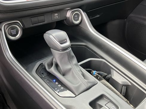 Used 2025 Toyota Grand Highlander FWD image 29