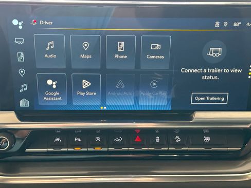 Used 2024 Chevrolet Silverado 1500 High Country w/ Technology Package AWD/4WD image 45