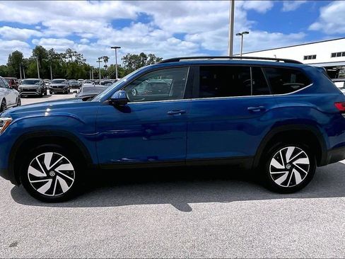 Certified 2026 Volkswagen Atlas SE AWD/4WD image 8