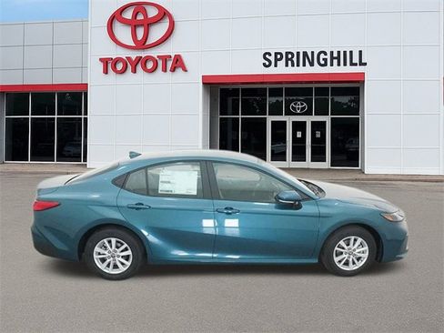 New 2026 Toyota Camry LE image 11