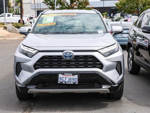 Used 2023 Toyota RAV4 SE AWD/4WD image 18