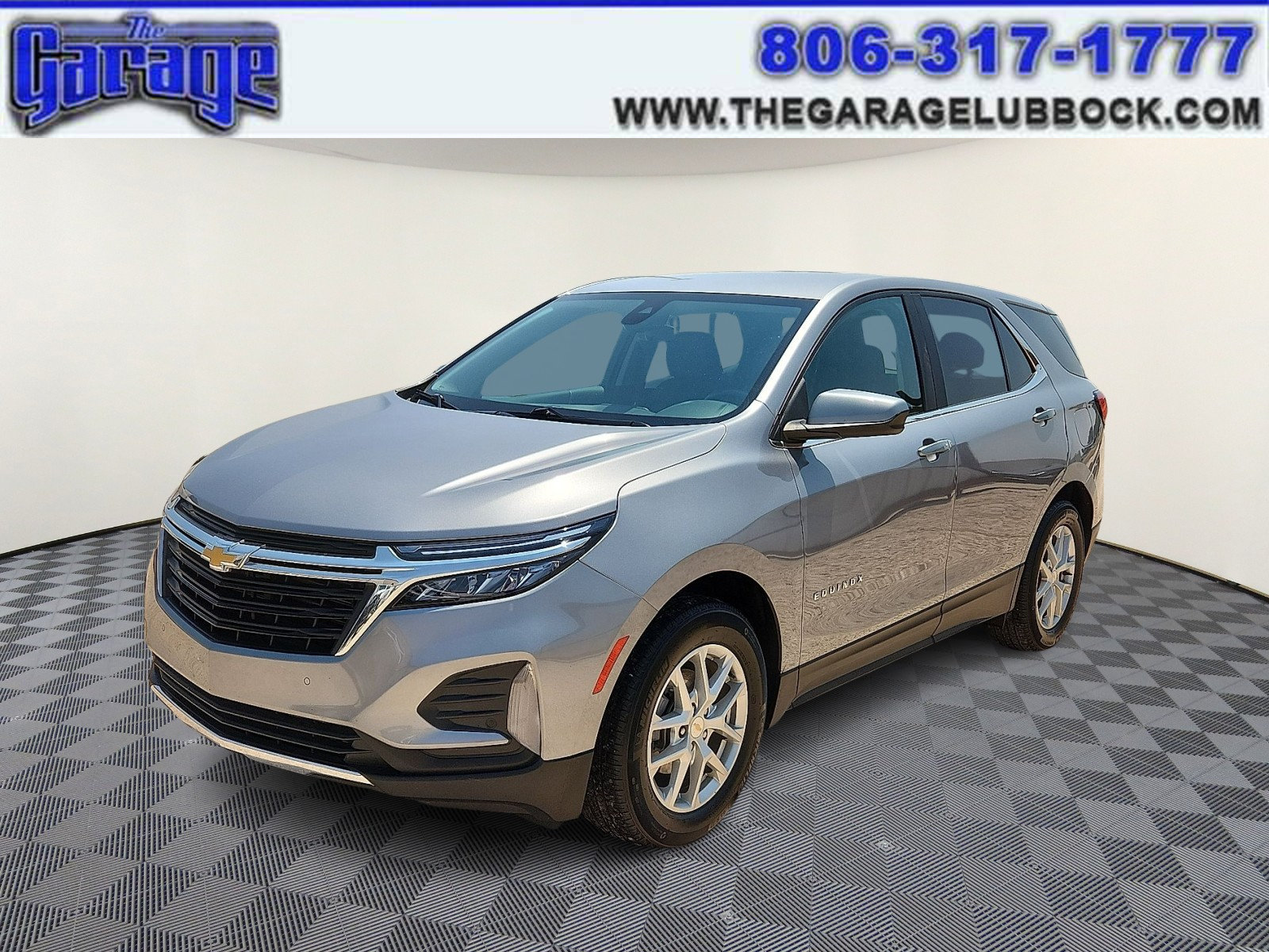 Used 2023 Chevrolet Equinox LT w/ Driver Convenience Package FWD image 1