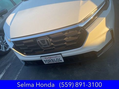 Used 2023 Honda CR-V EX-L image 1