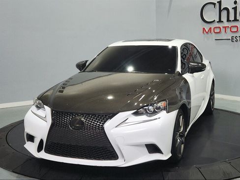 Used 2016 Lexus IS 200t w/ F Sport Package RWD image 4