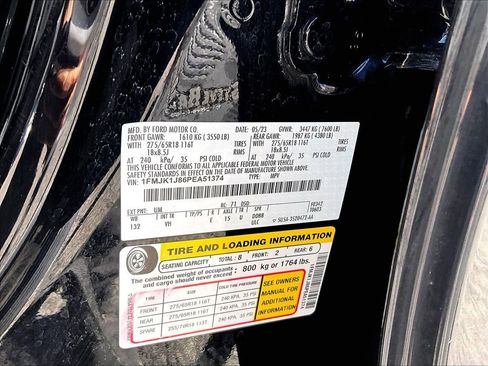 Used 2023 Ford Expedition Max XLT image 19