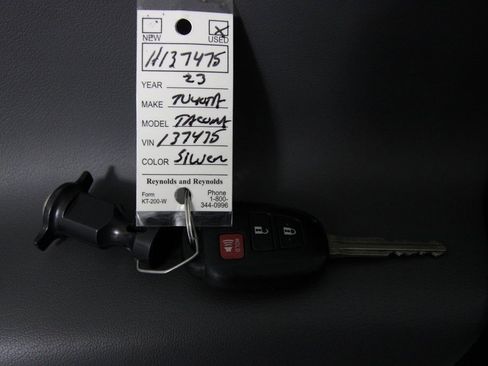 Used 2023 Toyota Tacoma SR image 22