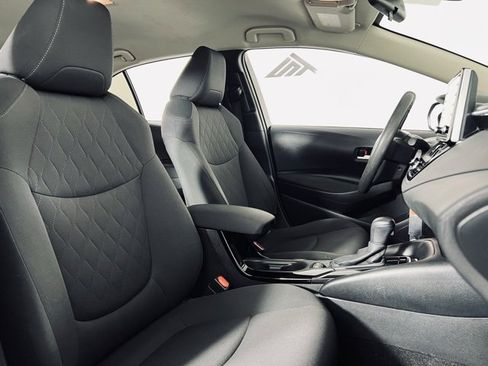 Used 2020 Toyota Corolla LE image 17