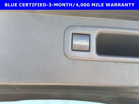 Used 2020 Toyota Highlander XLE image 5