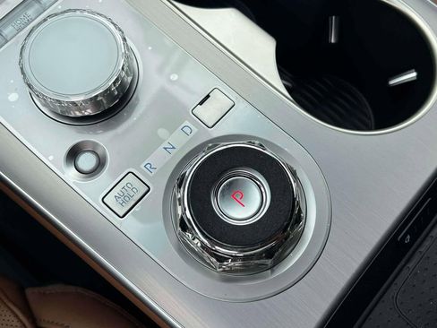 New 2026 Genesis GV70 2.5T Advanced AWD/4WD image 13