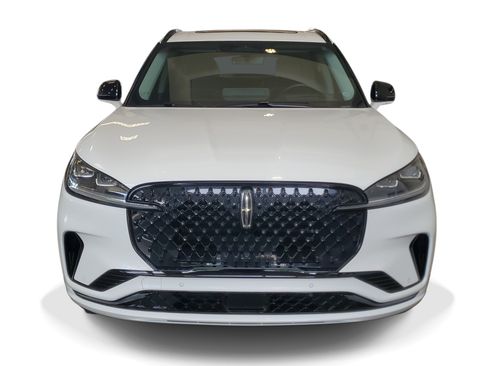 Certified 2025 Lincoln Aviator Reserve w/ Jet Appearance Package AWD/4WD image 2