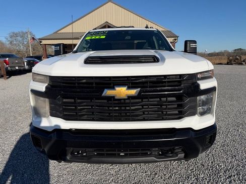 Used 2024 Chevrolet Silverado 3500 W/T w/ WT Convenience Package image 3
