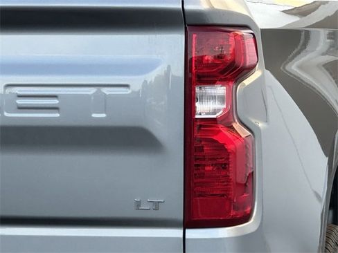 New 2026 Chevrolet Silverado 1500 LT image 9