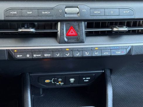 Certified 2025 Kia K4 LXS image 25