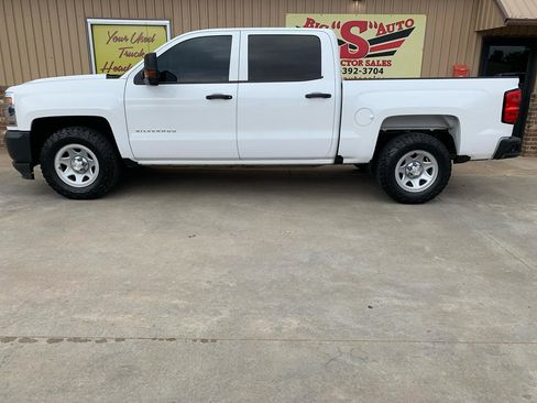 Used 2017 Chevrolet Silverado 1500 W/T w/ Trailering Package RWD image 5